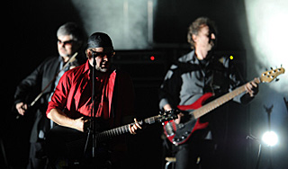 Рак убил экс-барабанщика "Аквариума" Рак убил экс-барабанщика "Аквариума"