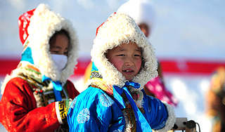 Раздетый ребенок ушел из детсада в -40 Раздетый ребенок ушел из детсада в -40