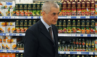 Онищенко хочет ввести продуктовые карточки Онищенко хочет ввести продуктовые карточки