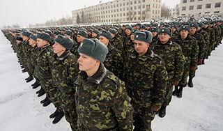 Украина откажется от солдат-срочников Украина откажется от солдат-срочников