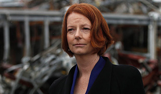 Премьер Австралии готова сражаться с зомби Премьер Австралии готова сражаться с зомби