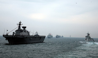 Российский флот задержали в Эгейском море Российский флот задержали в Эгейском море