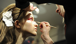 Московские театры пустят за кулисы Московские театры пустят за кулисы