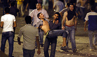 Противников Мурси обстреляли из дробовиков Противников Мурси обстреляли из дробовиков