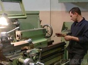 К концу года не снизился дефицит рабочих