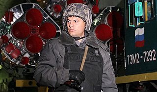 Казахстан ввел войска на Байконур Казахстан ввел войска на Байконур