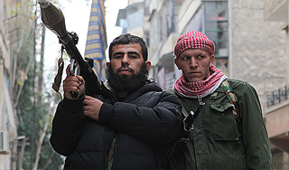 Боевики в Сирии грозят России и Украине Боевики в Сирии грозят России и Украине