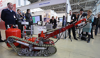 Шойгу хочет внедрить в армию роботов Шойгу хочет внедрить в армию роботов