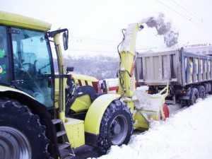 Убирать снег в Брянске поможет российско-австрийская машина
