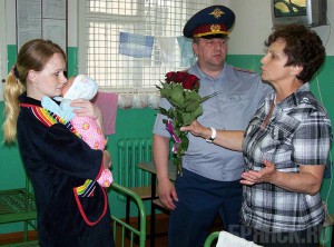 Своевременное «кукареканье» депутата Лаховой Екатерина Лахова и роженица в брянском СИЗО