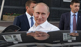 Президент пересядет на российский лимузин Президент пересядет на российский лимузин