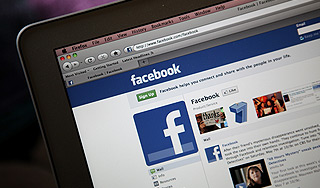 Facebook тестирует платные сообщения Facebook тестирует платные сообщения