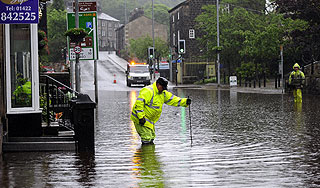 Британию затопили "рождественские" ливни Британию затопили "рождественские" ливни