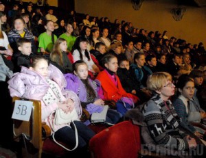 Брянская школа №67 отметила 20-й день рождения