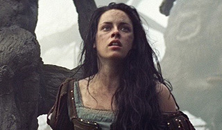 Стюарт вернулась к любовнику-режиссеру Стюарт вернулась к любовнику-режиссеру