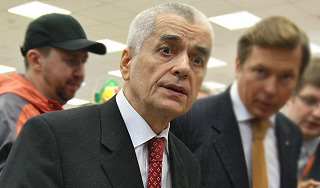 Онищенко готов запретить продукты из Японии Онищенко готов запретить продукты из Японии