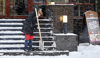 На Москву обрушился ледяной дождь На Москву обрушился ледяной дождь