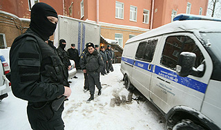 Шапка спасла школьницу от педофила Шапка спасла школьницу от педофила