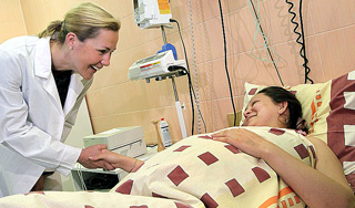 Москвичек бесплатно избавят от бесплодия Москвичек бесплатно избавят от бесплодия