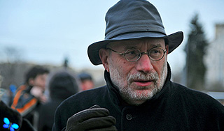 Донцова обогнала Акунина Донцова обогнала Акунина