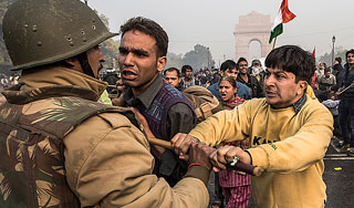 Предневогодний Нью-Дели погрузился в хаос Предневогодний Нью-Дели погрузился в хаос