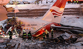 Водители спасали людей из горящего Ту-204 Водители спасали людей из горящего Ту-204