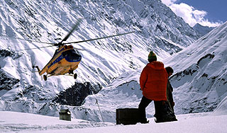 Российские туристы разбились в Альпах Российские туристы разбились в Альпах