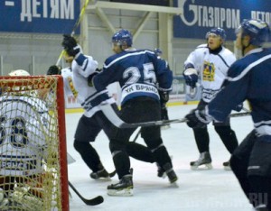 Двое спортсменов прибыли на просмотр в ХК «Брянск» hc-bryansk.ru