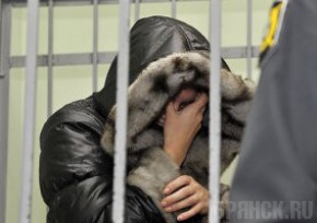 Арест Кулагина и Шкапцовой снова продлен