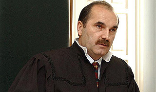 Судью убили после приговора боевикам Судью убили после приговора боевикам