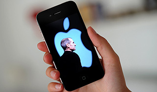 Новый iPhone от Apple появится весной Новый iPhone от Apple появится весной