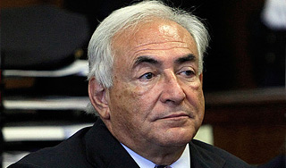 Стросс-Кан заплатил горничной $1,5 млн Стросс-Кан заплатил горничной $1,5 млн