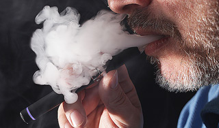 Дума хочет запретить электронные сигареты Дума хочет запретить электронные сигареты