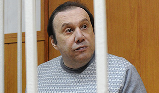 Суд отказался отпустить Батурина под залог Суд отказался отпустить Батурина под залог