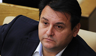 Двух депутатов хотят лишить иммунитета Двух депутатов хотят лишить иммунитета