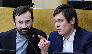 Гудкову и Пономареву поставили ультиматум Гудкову и Пономареву поставили ультиматум