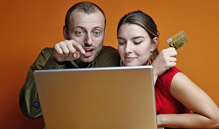 Россиян ждут скидки в "киберпонедельник" Россиян ждут скидки в "киберпонедельник"