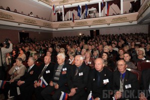 Власти Брянска приняли участие в гражданском форуме