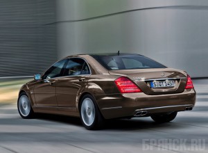 Администрация Денина покупает автомобиль за 6 миллионов