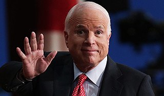 Маккейн устроил побег из России Маккейн устроил побег из России