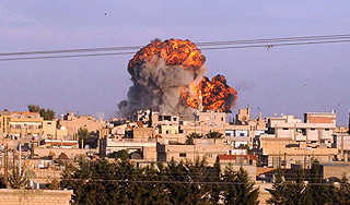 Израиль начал бомбить Сирию Израиль начал бомбить Сирию