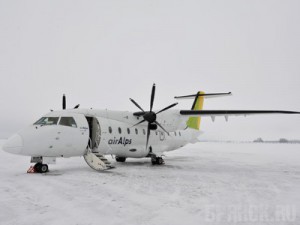 В Брянск прилетел первый из трех пассажирских самолетов