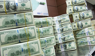 Дипломаты США покупают должности Дипломаты США покупают должности