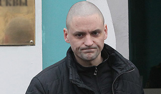 Удальцов подрался на панихиде по Долматову Удальцов подрался на панихиде по Долматову