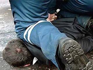 На вокзале двое горожан до смерти избили человека