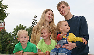 Многодетным семьям землю заменят деньгами Многодетным семьям землю заменят деньгами