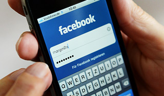 Facebook случайно "взломала" Интернет Facebook случайно "взломала" Интернет