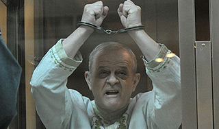 Полковнику Квачкову дали 13 лет колонии Полковнику Квачкову дали 13 лет колонии