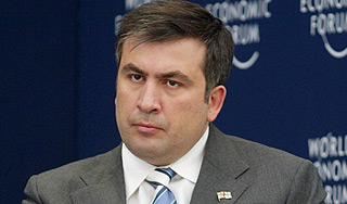 Более 1,2 млн грузин за отставку Саакашвили Более 1,2 млн грузин за отставку Саакашвили