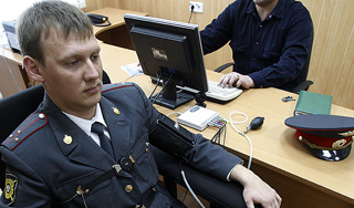 Будущих полицейских проверят на полиграфе Будущих полицейских проверят на полиграфе